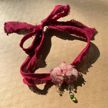 Load image into Gallery viewer, Pierced Orchid Choker