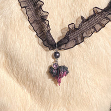 Load image into Gallery viewer, Withered Heart Choker