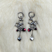 Load image into Gallery viewer, Gloomy Oblivion Earrings