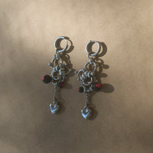 Load image into Gallery viewer, Gloomy Oblivion Earrings