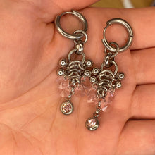 Load image into Gallery viewer, Dragonfly’s Wing Earrings
